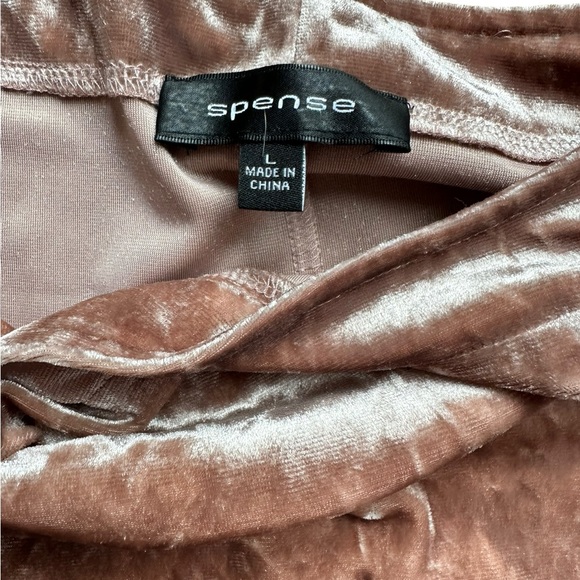 Spence Velvet Top - Picture 3 of 3